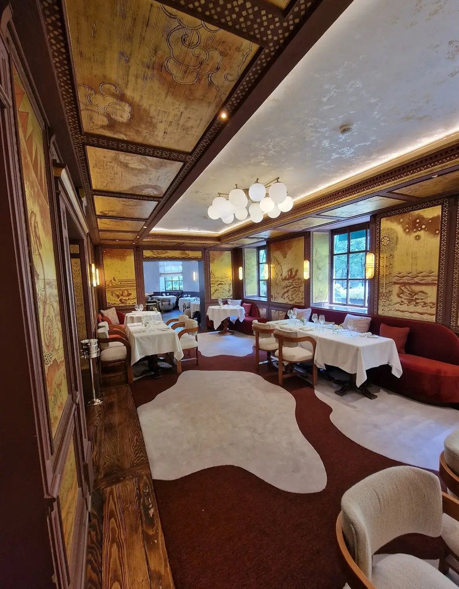 SakuraItohJoan's tweet image. 最近パリで催されたモエシャンのイベント、ルカの(日本設定の)レストランだ😉

Prunier par Yannick Alléno🇫🇷
instagram.com/reel/DKMYGEqpI…

maps.app.goo.gl/avquF2SGh1gc6U…

#toastwithmoet🍾 #dropsofgod🍷