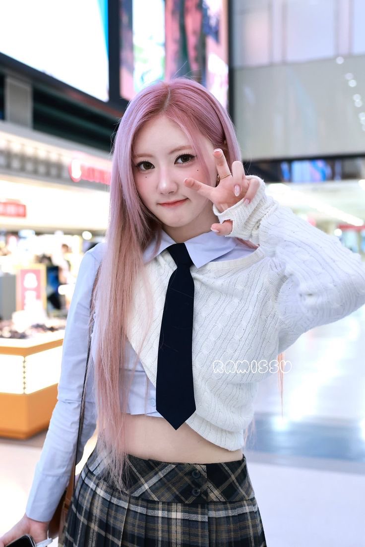 FranceRami_'s tweet photo. ( 🩵 ) DAILY RAMI⊹ 28.05.25
─ Rami of the day #DailyRami
HERE FOR RAMI
#GETWELLSOONRAMI
#RAMI #SHINRAMI
@YGBABYMONSTER_
#라미 #BABYMONSTER https://t.co/Dqg0RMyIvu