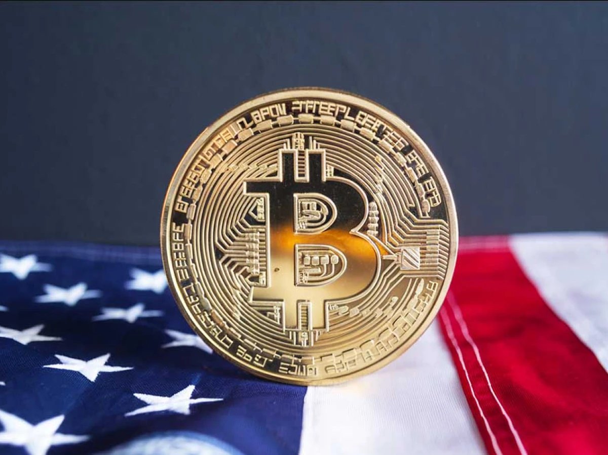 TagadoBTC's tweet photo. 🟡 Le département du Travail des États-Unis retire l'avertissement de 2022 contre les cryptomonnaies dans les plans 401(k), ce qui ouvre la voie à l'intégration d'une stratégie Bitcoin dans les plans de retraite 🔥 https://t.co/1miA2Zq80s
