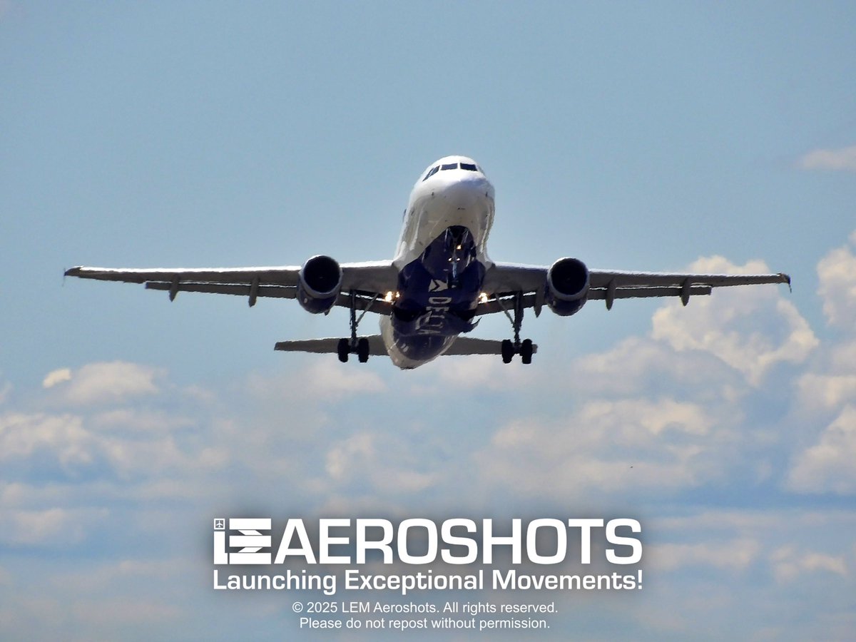 LEMAeroshots's tweet image. SUCCESS!! I caught the logo on the belly 100% this time!! -LEM 🔺😁👏🏻💯

✈️ @Delta @Airbus #A319 🔄 #NorthwestAirlines 🌐 @SkyTeam 📍 DCA (@Reagan_Airport) 🛫 Runway 1 🗓️ May 5, 2023 📸 @Kodak @KodakPIXPRO AZ528

#LEMAeroshots #FlyReagan #DCA #Delta #Airbus #Takeoff #TeamMWAA