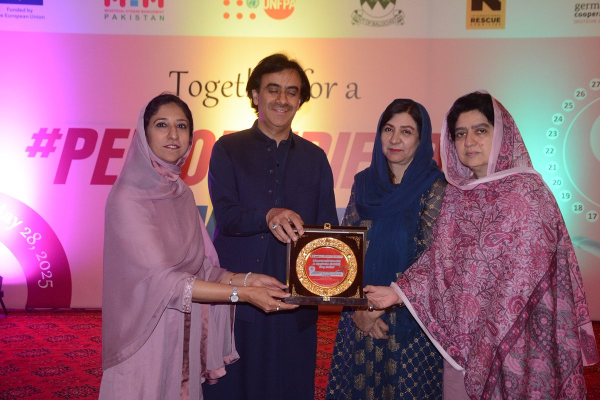 UNFPA Pakistan (@unfpapakistan) on Twitter photo On #InternationalMenstrualHygieneDay Govt. leaders, civil society & partners gathered to champion menstrual health in Balochistan. Education Minister & Population Sec. reaffirmed support for new MHH Policy & Strategy.
<a href="/UNFPAPakistan/">UNFPA Pakistan</a>
@UNICEFPakistan <a href="/giz_gmbh/">GIZ</a> <a href="/RESCUEorg/">IRC - International Rescue Committee</a> <a href="/dpr_gob/">Govt. of Balochistan</a> On #InternationalMenstrualHygieneDay Govt. leaders, civil society & partners gathered to champion menstrual health in Balochistan. Education Minister & Population Sec. reaffirmed support for new MHH Policy & Strategy.
<a href="/UNFPAPakistan/">UNFPA Pakistan</a>
@UNICEFPakistan <a href="/giz_gmbh/">GIZ</a> <a href="/RESCUEorg/">IRC - International Rescue Committee</a> <a href="/dpr_gob/">Govt. of Balochistan</a>