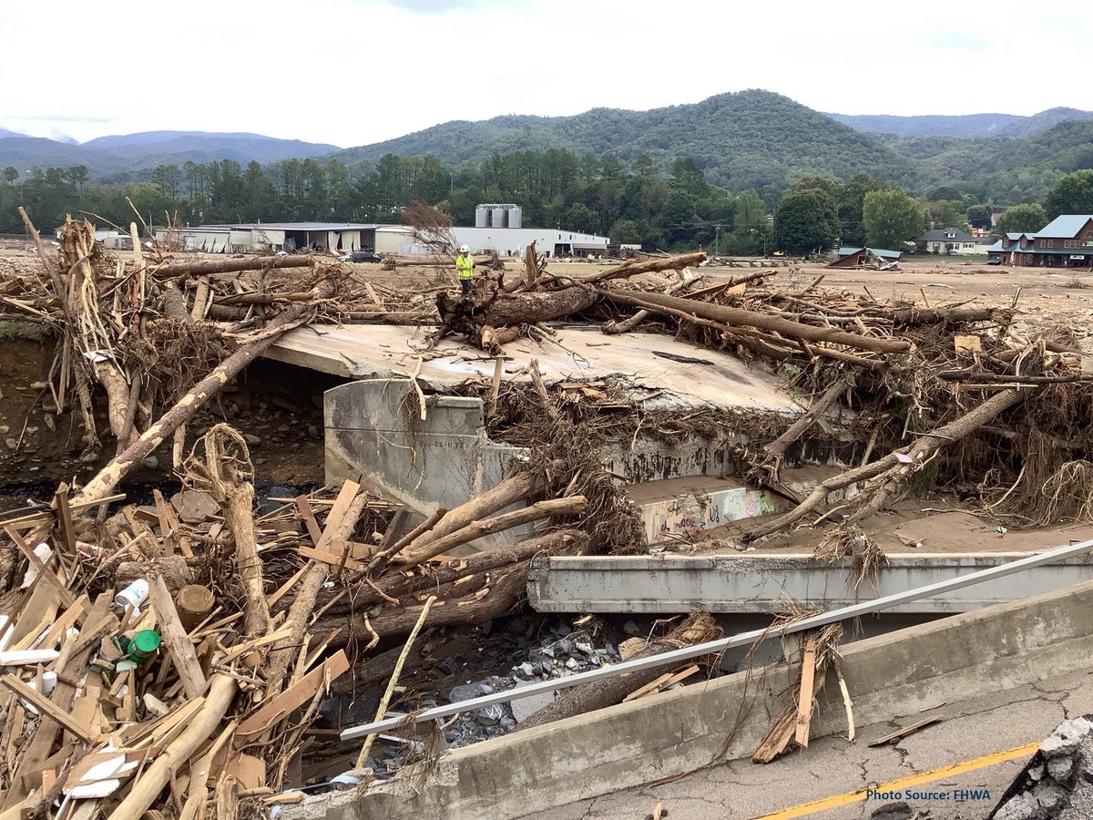 USDOTFHWA's tweet image. More than $1.5B in federal funding is helping states &amp;amp; U.S. territories speed up repairs to roads, bridges &amp;amp; other transportation infrastructure damaged by natural disasters with FHWA’s #EmergencyReliefFunds, including over $683M to repair #HurricaneHelene damage. @USDOT and FHWA