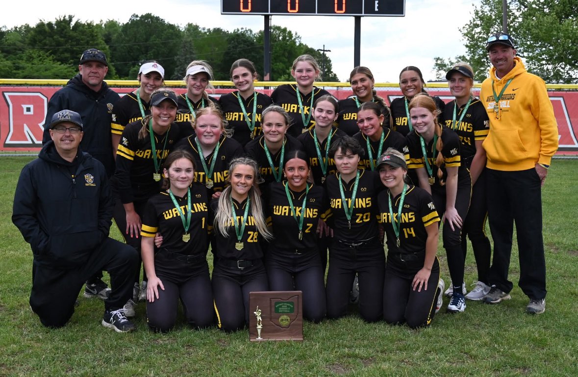 We play in the Regional Semi today!!

📍Pickerington Central
🆚 Mount Vernon
⏰ 2:00PM
🎟️ ohsaa.org/tickets

#WinTheDay
 
We need all the support we can get and it’s a close drive!! Let’s pack the place and bleed the black and gold!!!