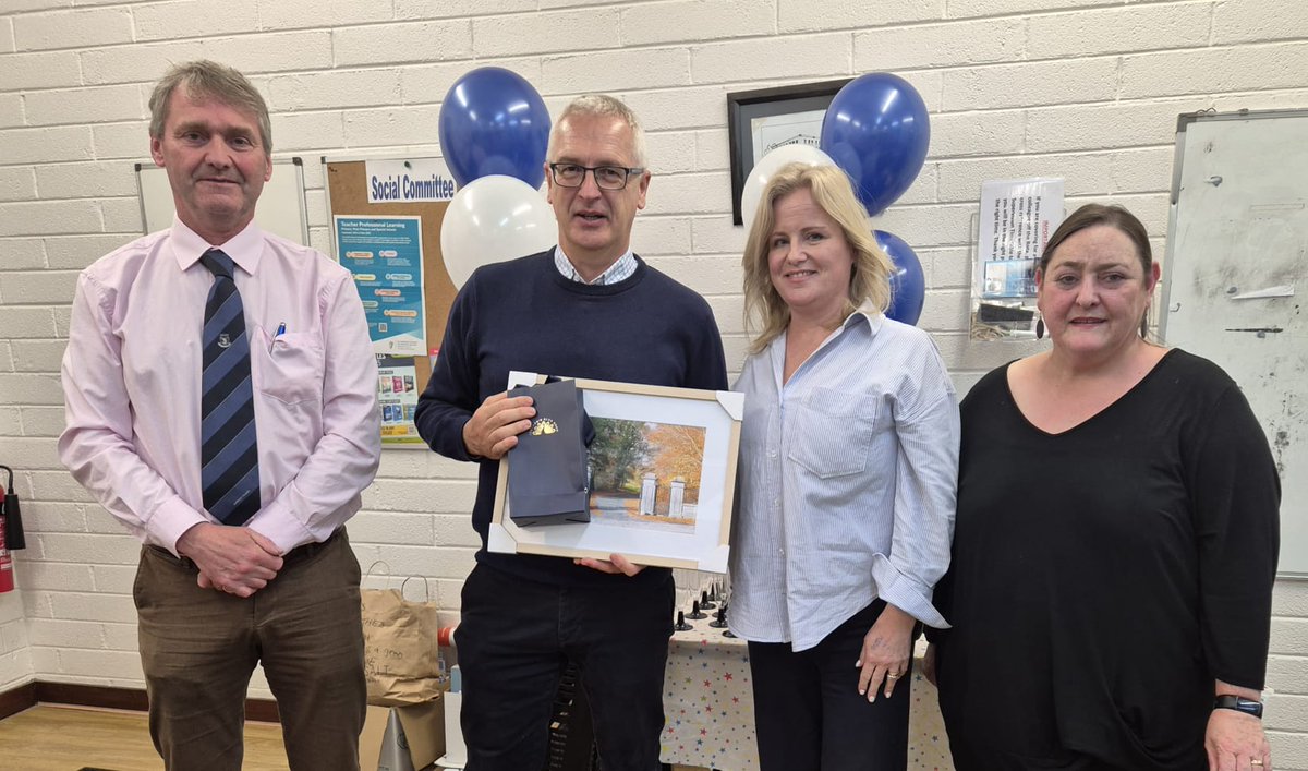A sad day for Garbally College as we bid a fond farewell to our colleague Sean Williams. 

Sean has had an outstanding career in Garbally, starting in 1991 and is revered by staff and students alike. 

We wish Sean health and happiness in his retirement.