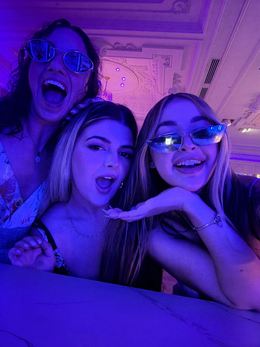 Suni 🌞 tweet media