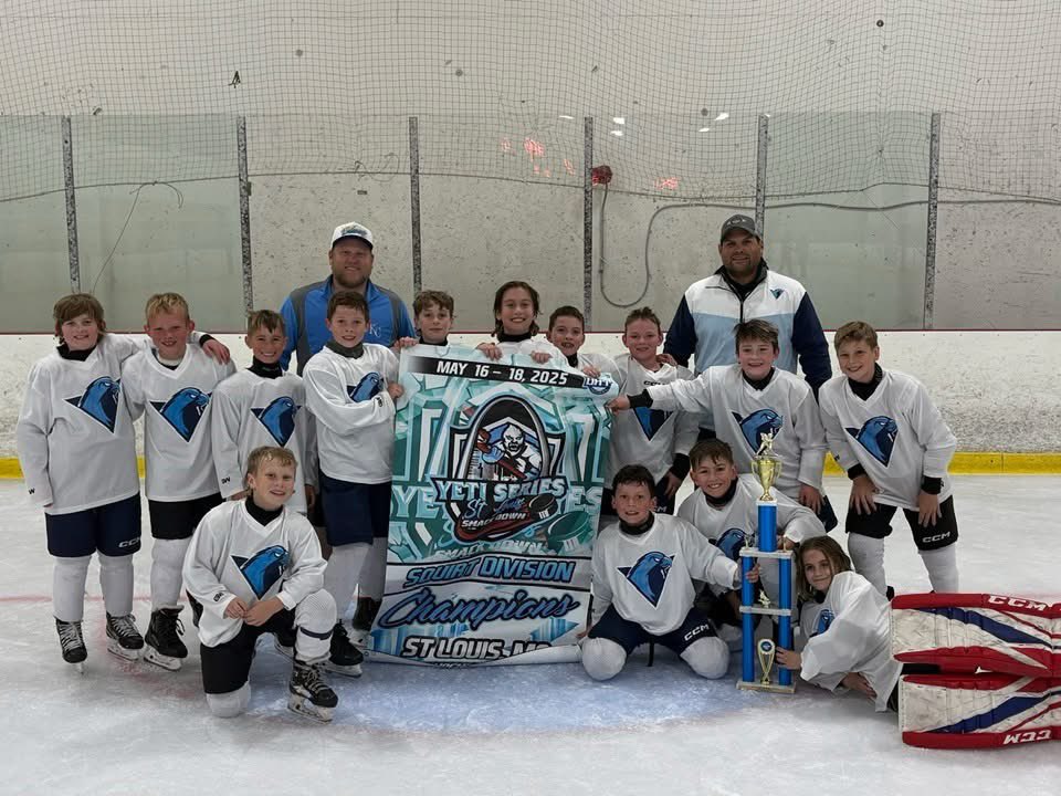 Tperell32's tweet photo. Yeti Series tournament Champions in St. Louis! #Hockey #youthhockey #lovethegame https://t.co/YeJMvP98Ww
