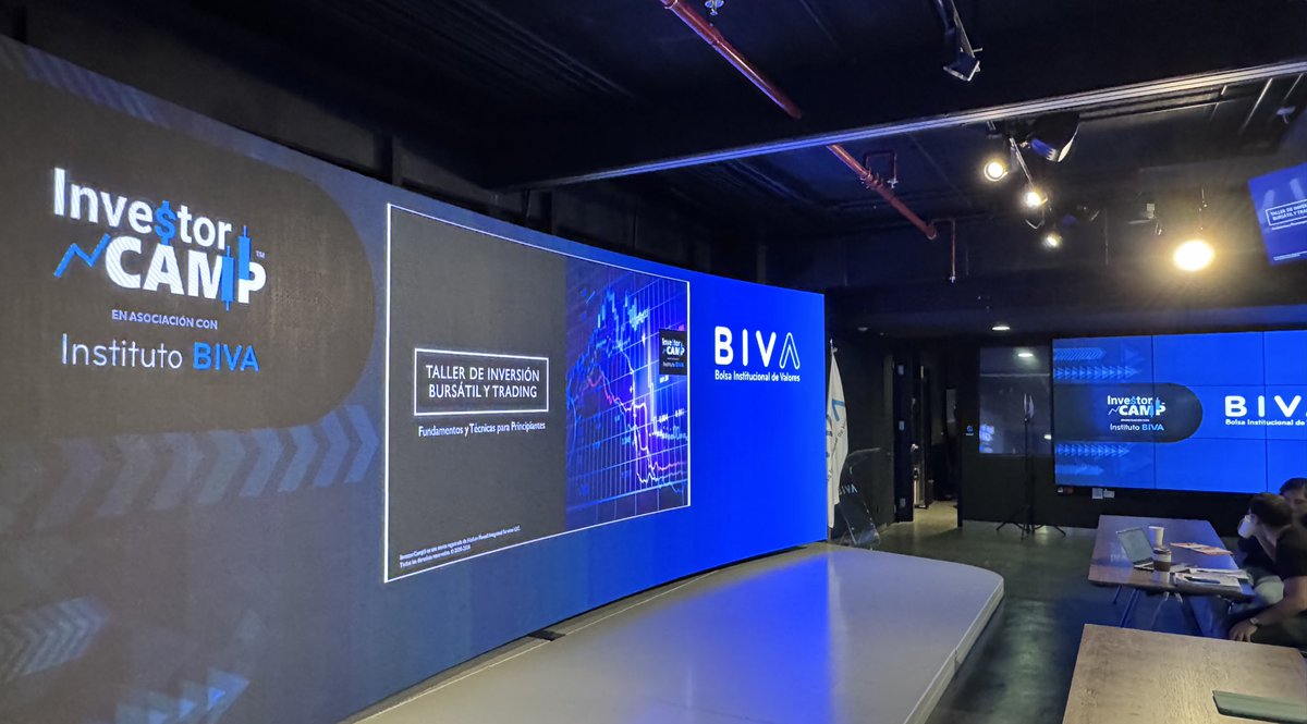 Feliz de estar de vuelta con mis queridos amigos de <a href="/BIVAMX/">BIVA</a> en CDMX. El Taller de Inversión Bursátil para Principiantes de <a href="/investor_camp/">InvestorCamp : Entrenamiento para Invertir®</a> está a punto de comenzar. ¡Gracias <a href="/maria_ariza/">Maria Ariza</a> y team BIVA por el apoyo y confianza, siempre!