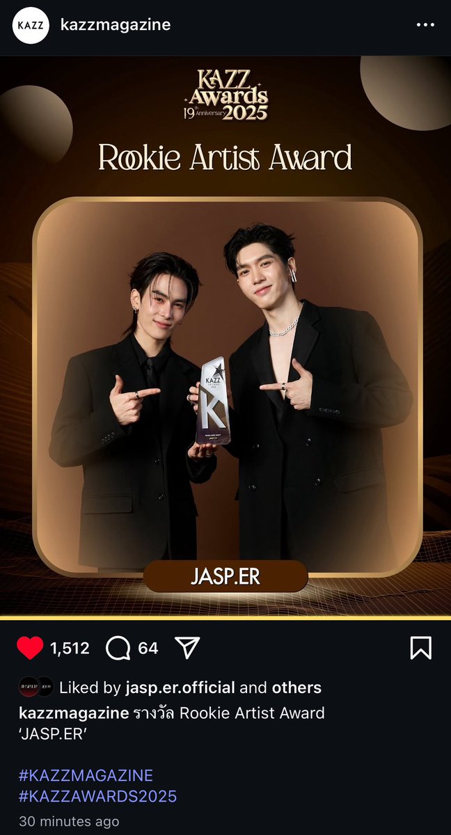 joongupdates's tweet photo. [🔺] POST ENGAGEMENT BOOST 

Please go drop a 👍🏽, comment, &amp; share KAZZ’s insta post about #JASPER winning the rookie artist award! 

LETS MAKE JASPER MORE VISIBLE! ♦️

🔗 https://t.co/U8YGYKHAHr

#จุงอาเชน #JoongArchen
#postboost

AOU SANTA JASPER X KAZZ2025
 
#KAZZAWARDS2025 https://t.co/JvG6wC3ssK