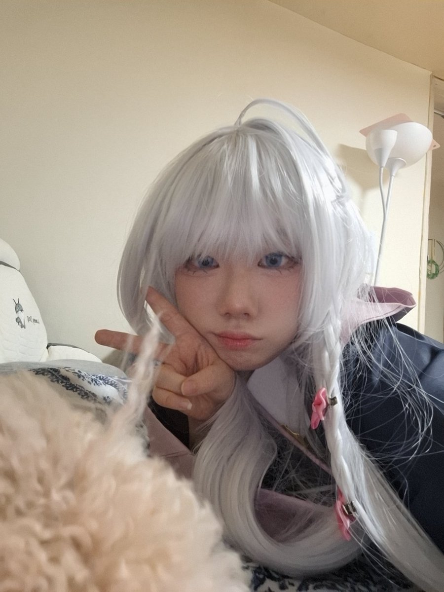 #코스어_𝕏친소 
#플엑_𝕏친소 ->안감
5수코 코린으로 행사 다녀왔숨니다..
행사장 두다다다 뛰어다닌 코린입니다..!!!
흔적 남겨주시믄 찾아감🩵

트 친 해 줘