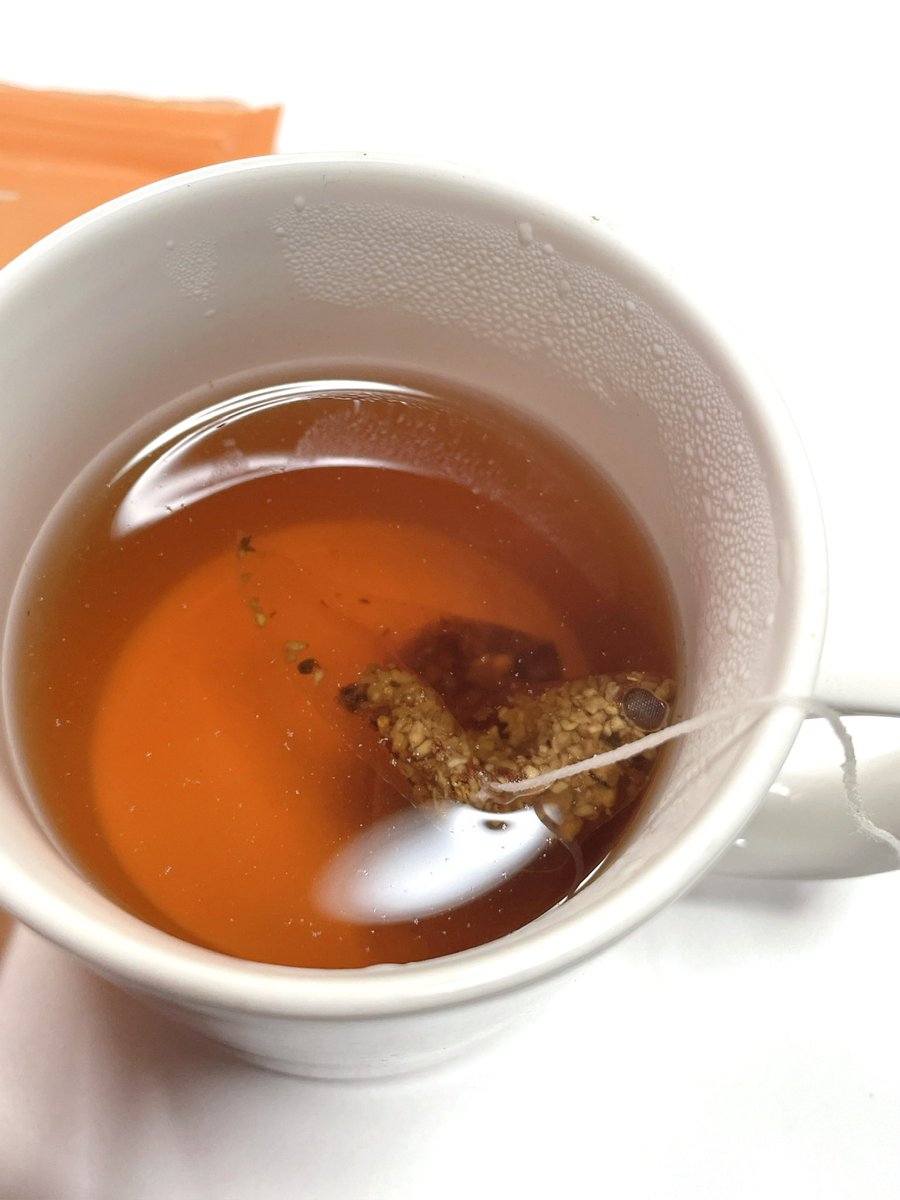 cas_byi__8525's tweet photo. LIMOE様よりLife with Teaを
ご提供頂きました✨
めぐりをサポートしてスッキリとした
一日を送れるお茶で味は豆茶っぽい感じで
香ばしくて飲みやすかった🧡
カフェインフリーだから妊婦さん
授乳中でも飲めるみたい😳
#PR #limoe #リモエ #オーガニックティー
#インナービューティー
@limoe_official https://t.co/M1h5n6Fmzo