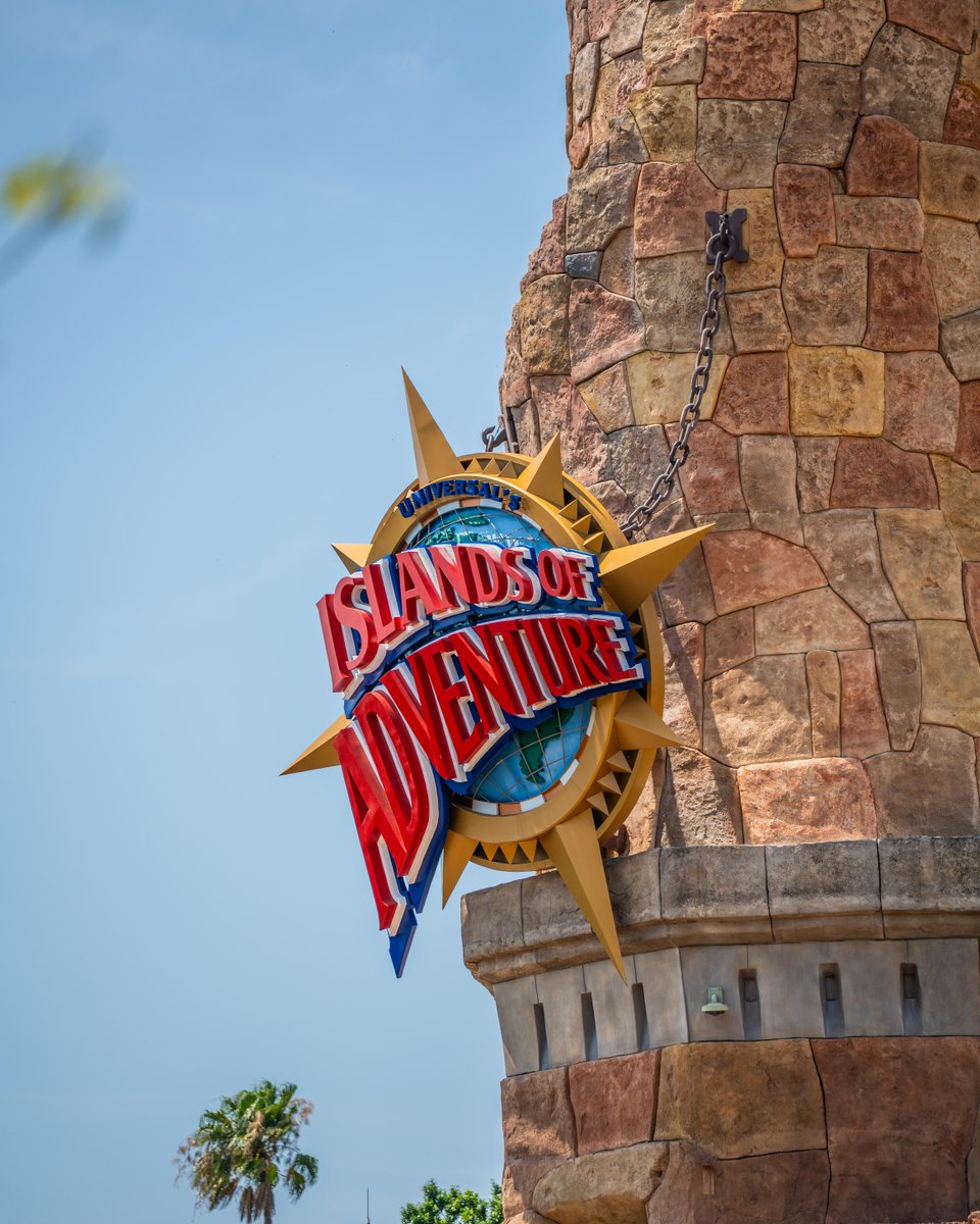 UniversalORL's tweet photo. 26 years since the adventure began at Islands of Adventure 🧭 https://t.co/RVrJQJPNiN