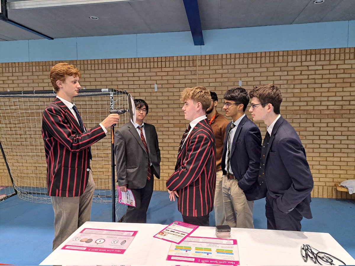 oratoryschool's tweet photo. Brilliant to welcome @MedicMavericks this term for a brilliant day of #Science themed interactive workshops for 4th and L6th Form! #OratoryCuriosity #OratoryScience #OratoryAcademic #GCSEScience #ALevelScience @oratoryscience https://t.co/GLALzAKh4g