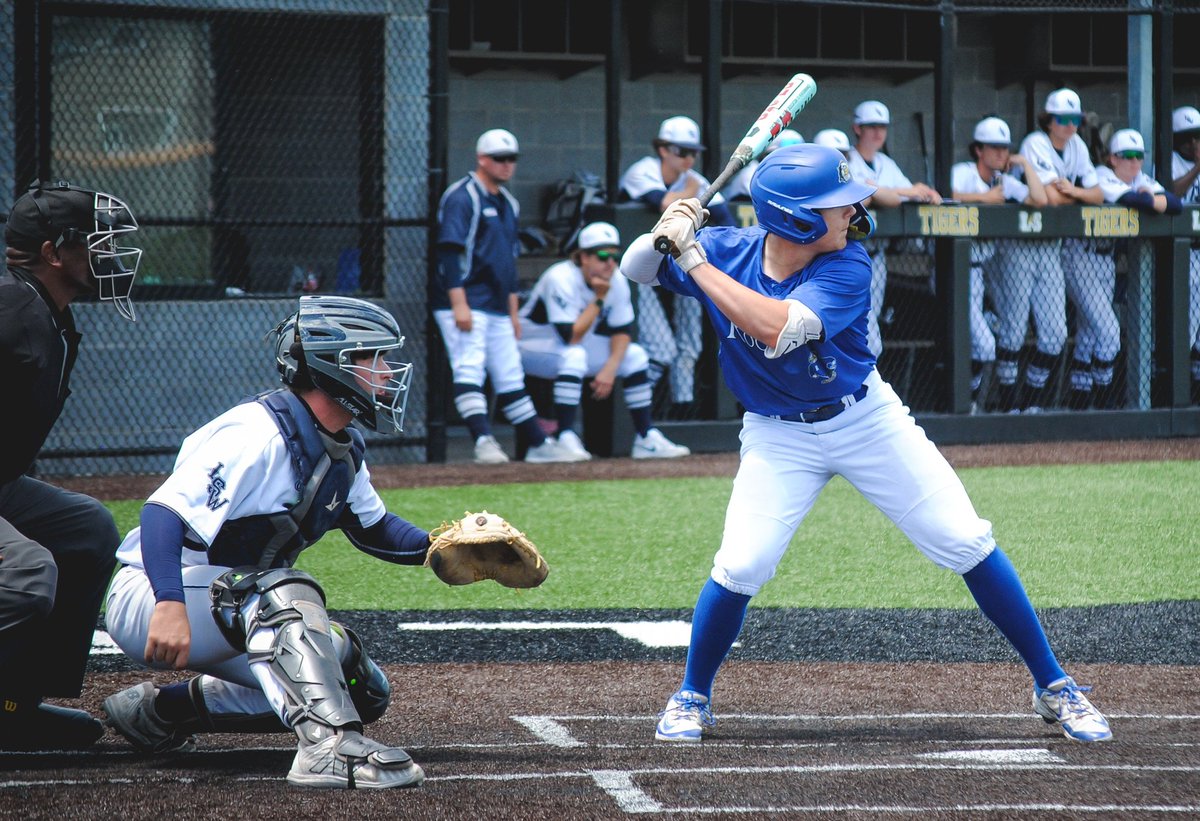 Carter Scott (@cdeanscott) on Twitter photo Sophomore season in the books for <a href="/HawkletBaseball/">Rockhurst HS Baseball</a> .
Varsity stats
10 games (DH\LF)
9 H, 8 RBI, 2 SB
Reached safely in every game
.310 avg
Next up <a href="/RoyalsScoutTeam/">RoyalsScoutTeam</a> Sophomore season in the books for <a href="/HawkletBaseball/">Rockhurst HS Baseball</a> .
Varsity stats
10 games (DH\LF)
9 H, 8 RBI, 2 SB
Reached safely in every game
.310 avg
Next up <a href="/RoyalsScoutTeam/">RoyalsScoutTeam</a>