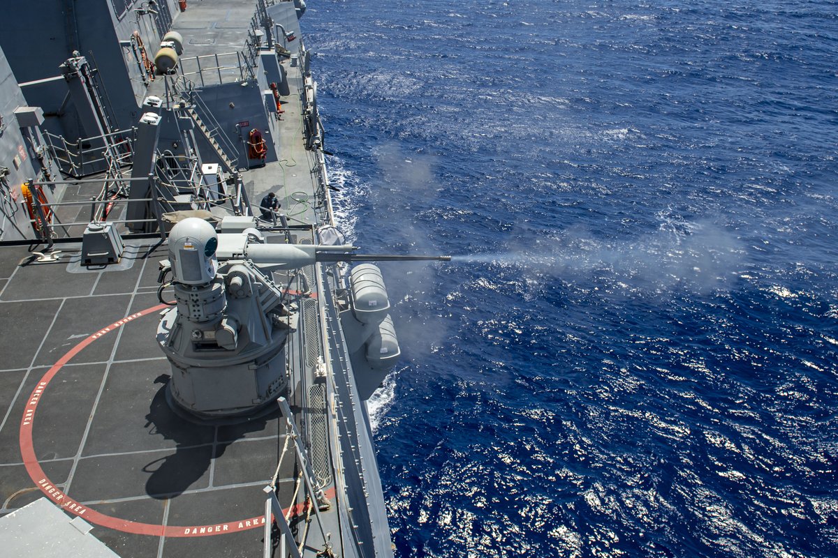 ⚓️ Firepower in Action! 💥
USS Lenah Sutcliffe Higbee (DDG 123) recently conducted a trio of live-fire drills—Mark 45 5-inch gun, CIWS, and Mark 38 25mm—while operating in the Pacific Ocean as part of the Nimitz Carrier Strike Group. 🌊⚔️ #USNavy #Warfighting #Lethality