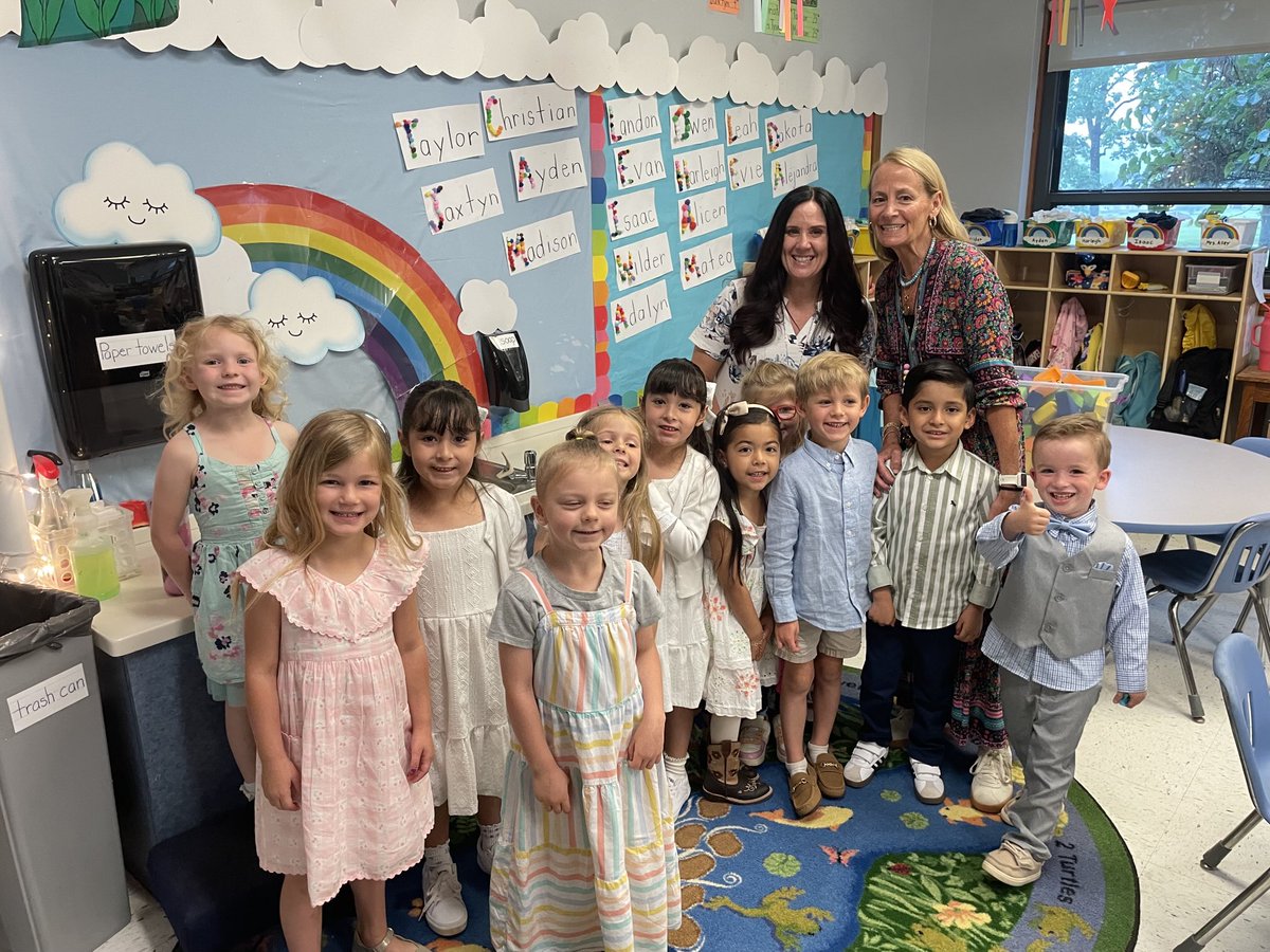 Steve Geyer (@saggeyer) on Twitter photo So great to start my day celebrating this amazing group! 💚 <a href="/weRrandolph/">Randolph Elementary</a> | <a href="/glndschools/">Goochland County Public Schools Schools</a> So great to start my day celebrating this amazing group! 💚 <a href="/weRrandolph/">Randolph Elementary</a> | <a href="/glndschools/">Goochland County Public Schools Schools</a>