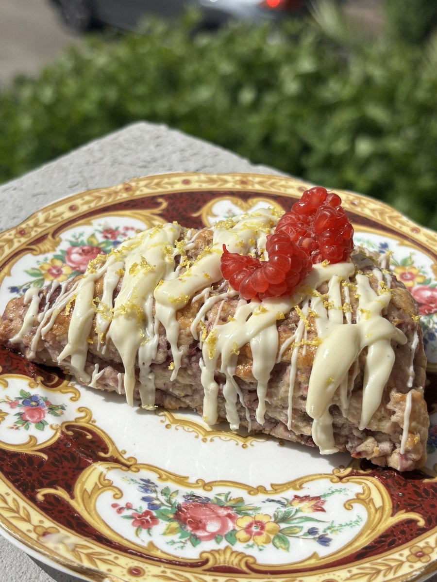 bakingenjoyer's tweet image. scones, 3 ways! lemon + raspberry, cherry + almond and earl grey! all drizzled with vanilla bean white chocolate :)
