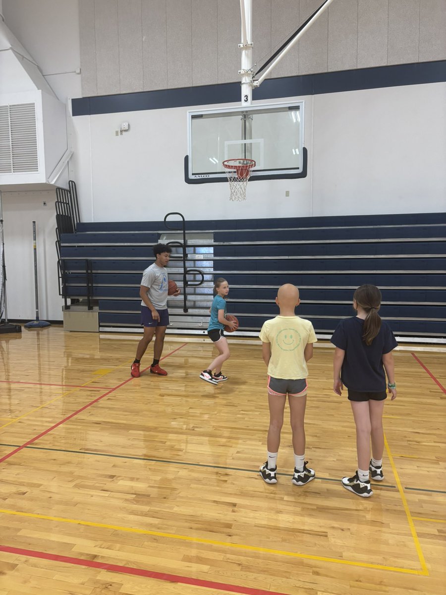 Holt Boys Basketball (@holtbasketballb) on Twitter photo <a href="/Ivan_Dean_11/">Ivan Dean</a> dropping knowledge on recording! <a href="/WillSalonies_/">W_Salonies44</a> <a href="/J5williams1/">Jamaree Williams</a> instructing some Def!
#🏀Camp25 <a href="/Ivan_Dean_11/">Ivan Dean</a> dropping knowledge on recording! <a href="/WillSalonies_/">W_Salonies44</a> <a href="/J5williams1/">Jamaree Williams</a> instructing some Def!
#🏀Camp25