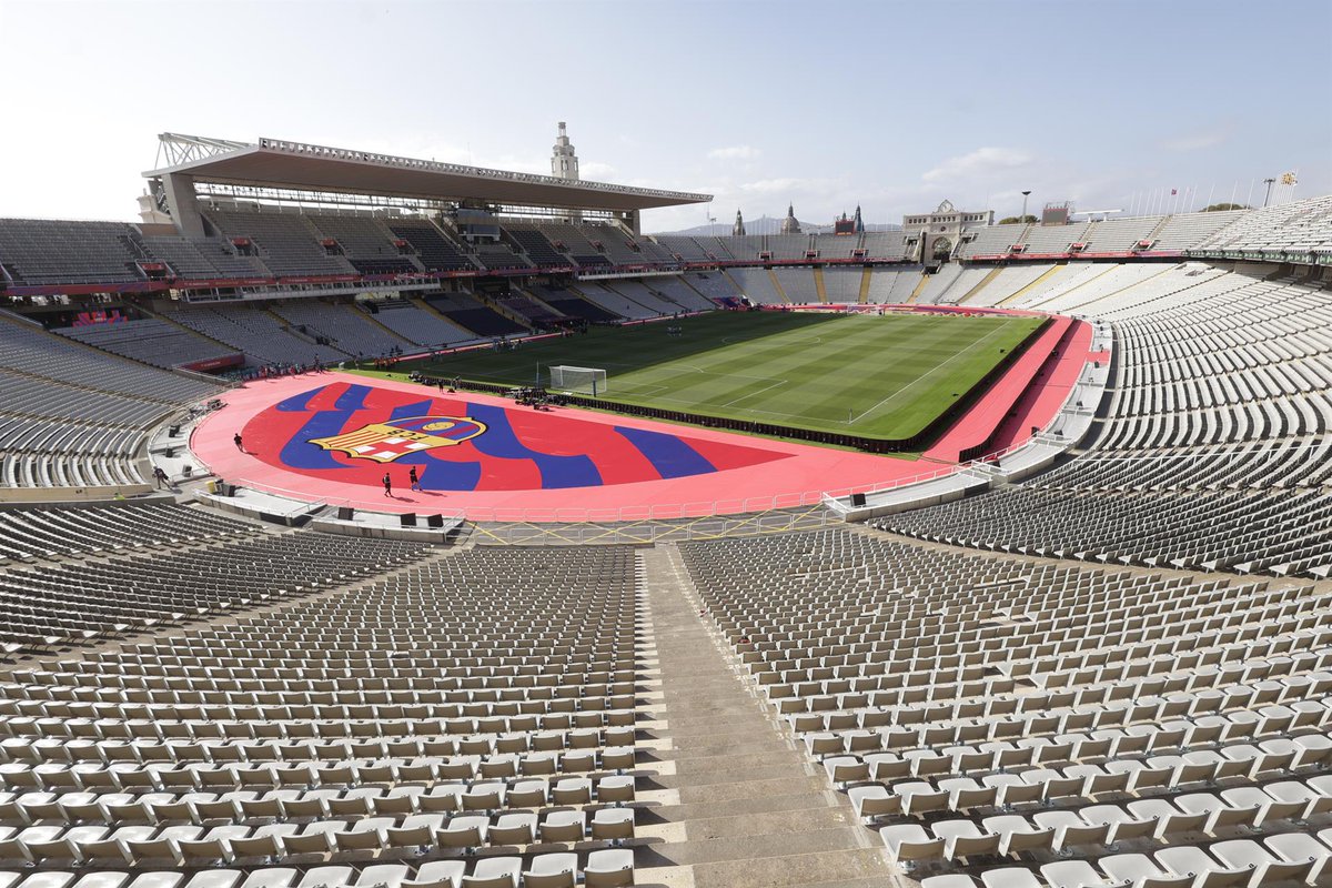 El club de la mitjanit (@clubmitjanit) on Twitter photo 📢 Reservat i exclusiu
El Barça reutilitzarà la gespa de Monjuïc, segurament, per algun dels camps de la ciutat esportiva
Al Barça reservat, el podcast de <a href="/CatalunyaRadio/">Catalunya Ràdio</a> sobre el Barça amb <a href="/laiatudel/">Laia Tudel Prades</a>
3cat.cat/3cat/barca-res… 📢 Reservat i exclusiu
El Barça reutilitzarà la gespa de Monjuïc, segurament, per algun dels camps de la ciutat esportiva
Al Barça reservat, el podcast de <a href="/CatalunyaRadio/">Catalunya Ràdio</a> sobre el Barça amb <a href="/laiatudel/">Laia Tudel Prades</a>
3cat.cat/3cat/barca-res…
