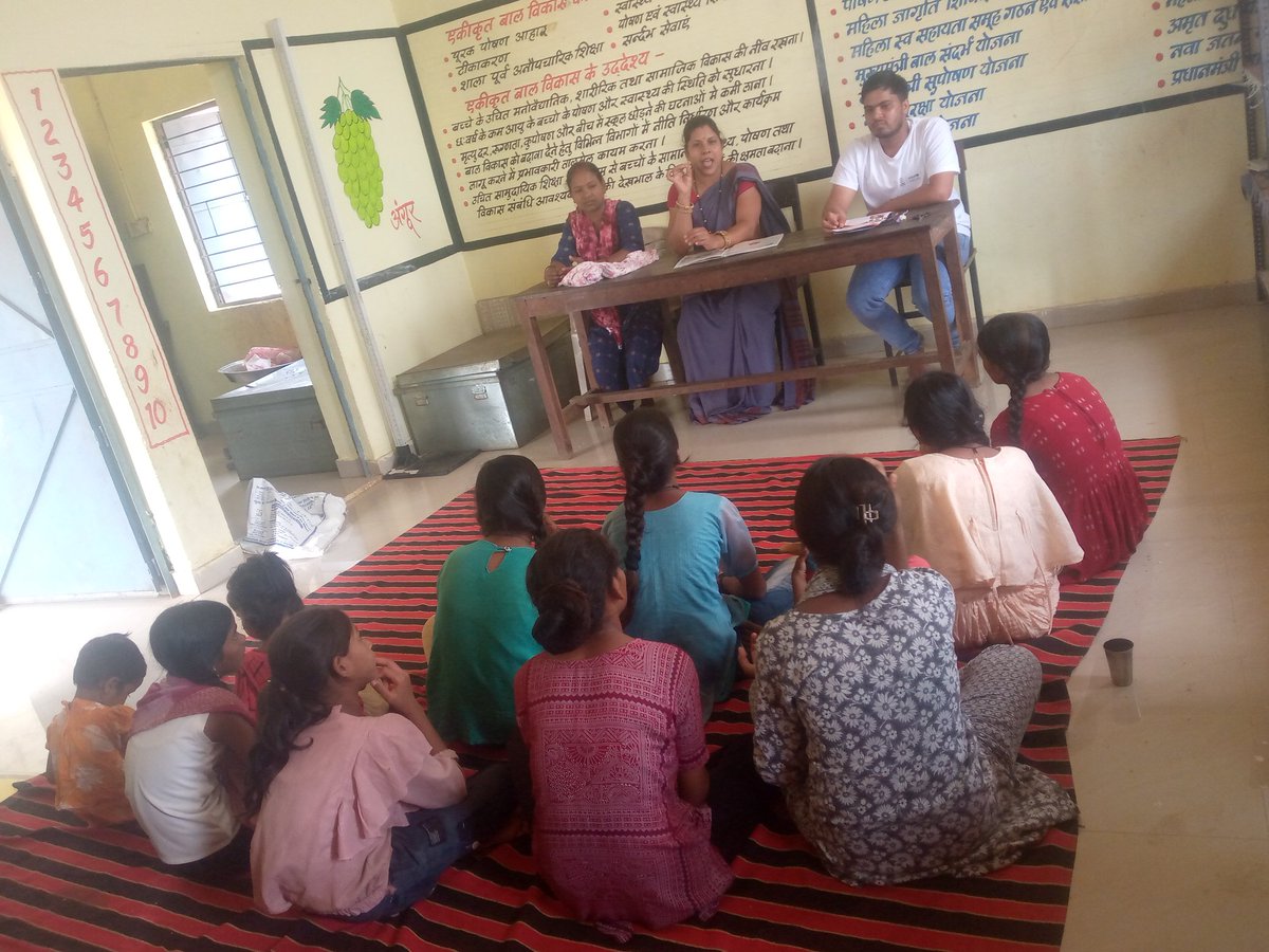 Shivesh40841710's tweet photo. #MenstrualHygieneDay #PeriodWithPride #EndPeriodShame #ChangeInProgress #Postforchange 
महावारी स्वच्छता प्रबंधन दिवस कार्यक्रम आंगनबाड़ी केंद्र 10 व 12 में आयोजित किया गया।
@JanjgirDist @YuvodayJanjgir @_NSSIndia @DPRChhattisgarh @GovernorCG @jobzachariah @CBCRAIPUR https://t.co/TG8TNcCCqU