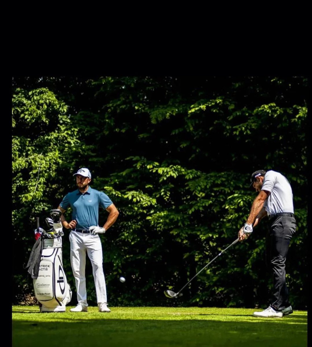 MPDCustomGolf's tweet photo. Brilliant photo of our client @patrick_actis Ask Patrick about @caliber_golf Custom Putters in Europe! 💪💪💪
#mpdcustomgolf #looksharplaysharp #customgolfbags #aptraining #patrickactis https://t.co/yMjemttMKg