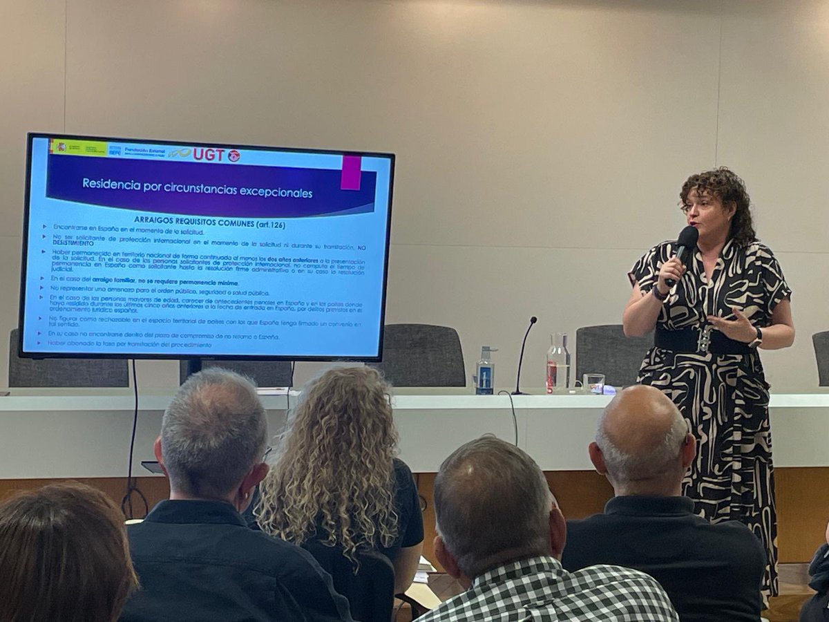 UGTMadrid's tweet photo. 📸 Fotos de nuestros delegados y delegadas formándose hoy para seguir defendiendo los derechos laborales con más fuerza y compromiso.
💬 La formación es clave para un sindicalismo útil, cercano y transformador.
#UGTMadrid #FormaciónSindical #DelegadasUGT #CompromisoLaboral https://t.co/bYKzxtlatK