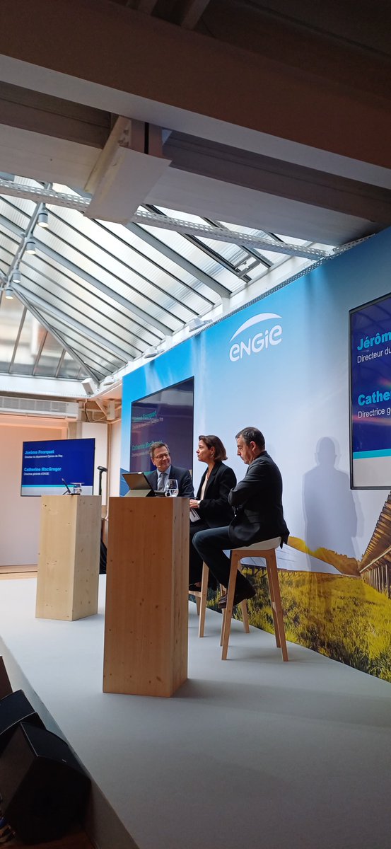APVF (@petitesvilles) on Twitter photo 📊 Ce matin, présentation de l’étude Ifop/<a href="/ENGIEgroup/">ENGIE</a>  avec l’APVF : 84 % des Français ont une bonne opinion des #ENR.
🌱 La #TransitionÉnergétique se joue dans les petites villes, grâce à l'engagement des maires... avec leurs habitants !
💬 <a href="/JBHamonic/">Jean-Baptiste Hamonic</a> 📊 Ce matin, présentation de l’étude Ifop/<a href="/ENGIEgroup/">ENGIE</a>  avec l’APVF : 84 % des Français ont une bonne opinion des #ENR.
🌱 La #TransitionÉnergétique se joue dans les petites villes, grâce à l'engagement des maires... avec leurs habitants !
💬 <a href="/JBHamonic/">Jean-Baptiste Hamonic</a>