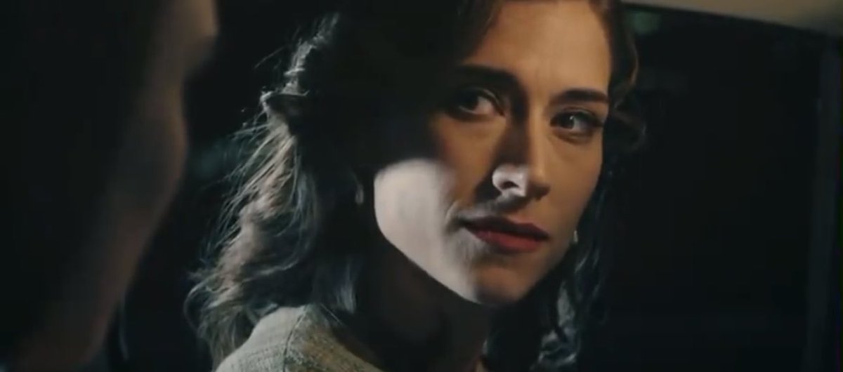 kindaniston's tweet photo. marta con los labios rojos… sí rotundo 🫦 #mafin https://t.co/ow641mE5bK