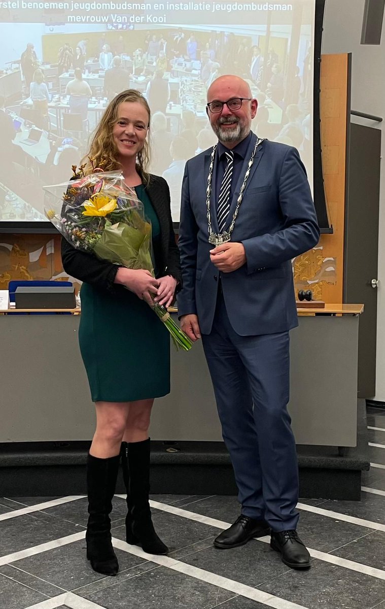 In de raadsvergadering van 27 mei is Coby van der Kooi officieel benoemd als de nieuwe jeugdombudsman van Den Haag en Leidschendam-Voorburg. Eerder, op 13 maart, is zij al in de raadsvergadering van Den Haag geïnstalleerd en beëdigd.