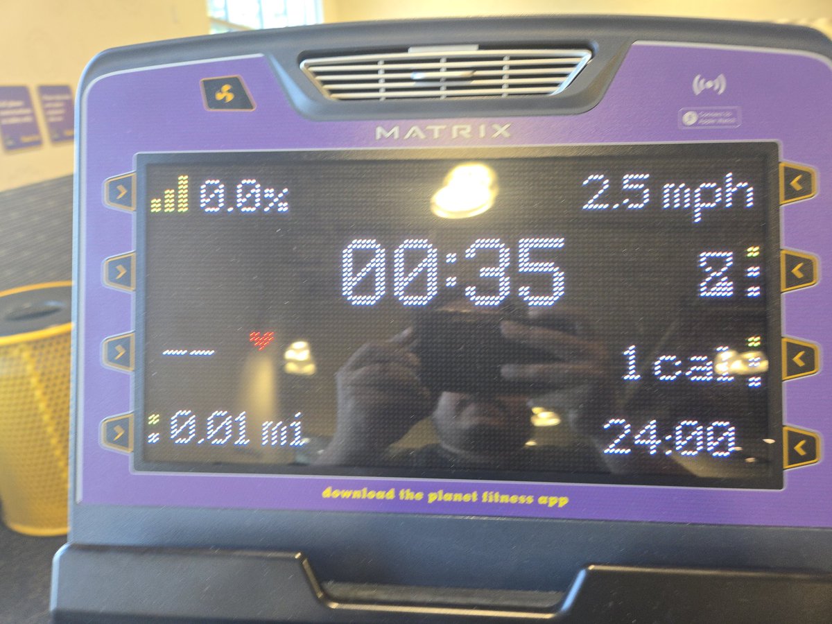 CGY_Anand's tweet photo. Day #17! Back at the gym! 🏋️‍♂️ Good Morning - it's Wednesday! Half the week done! 🥳

#StayinFit #yyc 

@PlanetFitnessCA https://t.co/SmugJ3kYEj