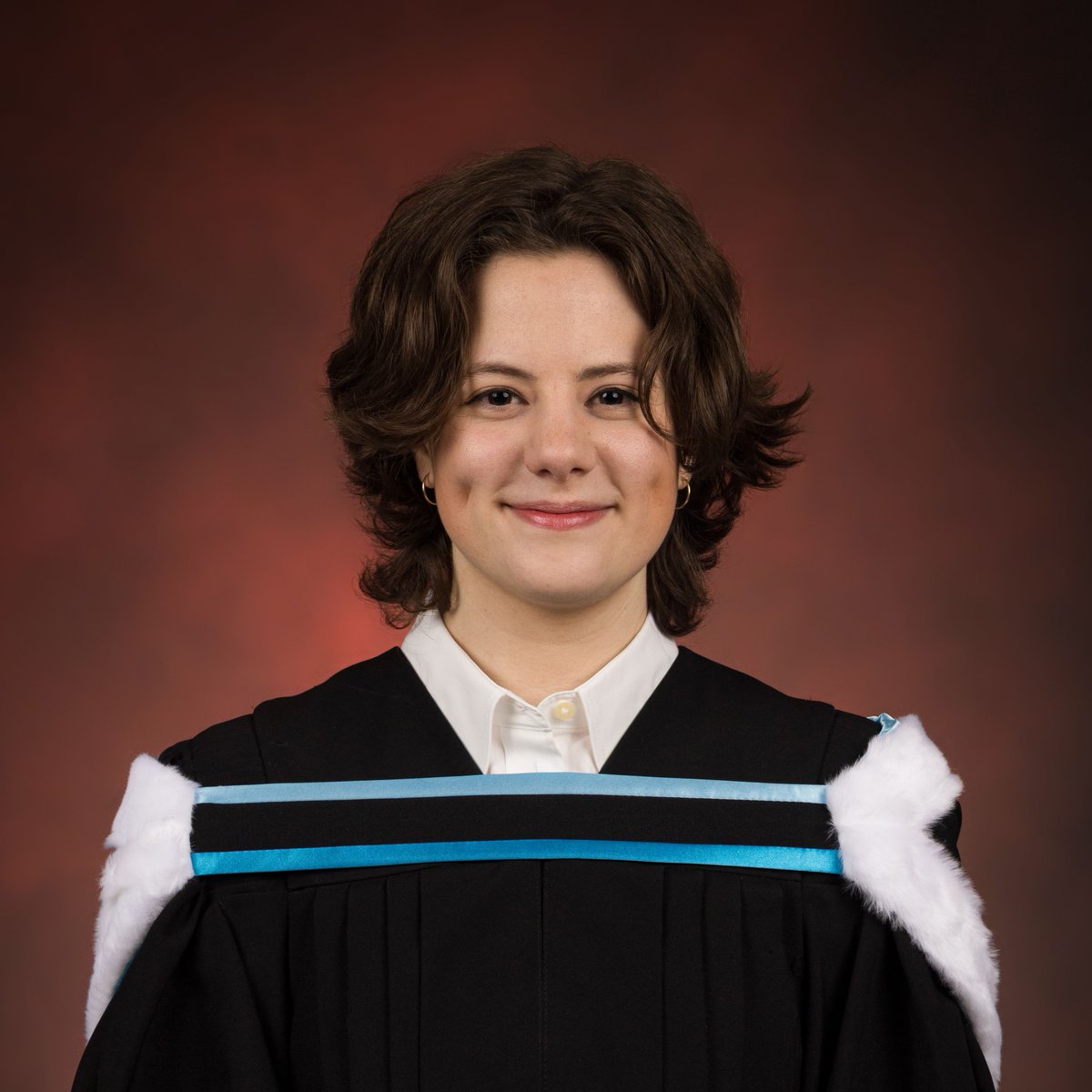 Valedictorian Helena Silen, part of the inaugural cohort of the B.A. (Ed.) Education in a Global Contexts program, will be representing the Faculty of Education’s Class of 2025 at Convocation on May 29th at 3:00 PM.

mcgill.ca/graduation/con…