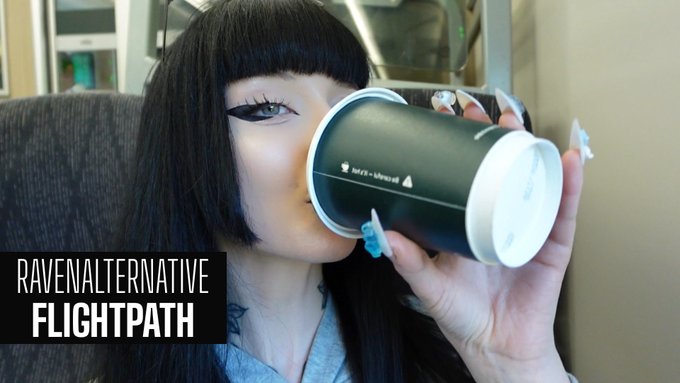 Watch Raven's leaked NSFW photo on TwXstars