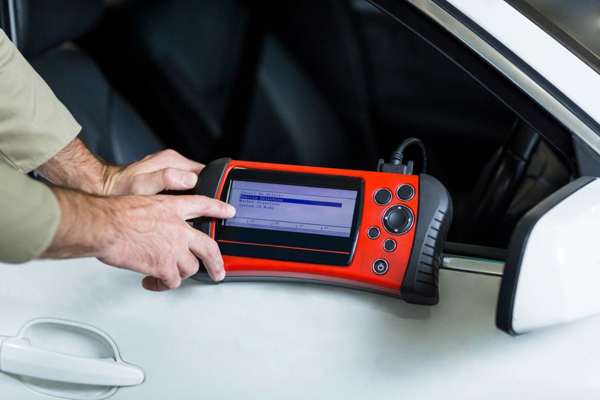 Big changes coming in 2025: Euro 6e BIS testing will reshape PHEV performance ratings, CO2 scores, and tax bands.

Could your fleet be affected?

letstalkfleet.co.uk/news/how-the-e…

#PHEV #FleetManagement #Euro6e #WLTP #CompanyCarTax