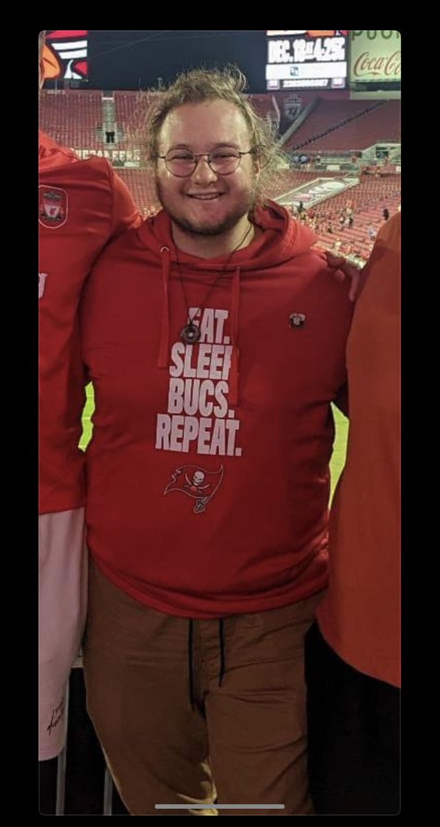 Endydoe's tweet image. I’m going to try to really push my platform and make some content this summer. 
Here’s something I’ve done in the last 2 years. 67 lbs down and counting. If you’re thinking of starting, start. If you started, trust the process.