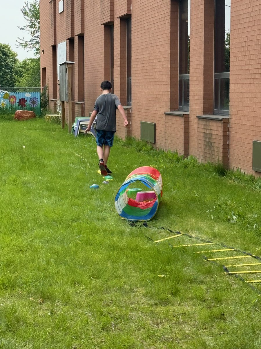 DavidJHuber's tweet photo. I'm really proud how our school continues to improve. 
 I absolutely love seeing our kids having the best time participating in our #neurodiverse #fieldday #SSSct @EducateCT https://t.co/Pndc6DKbxH