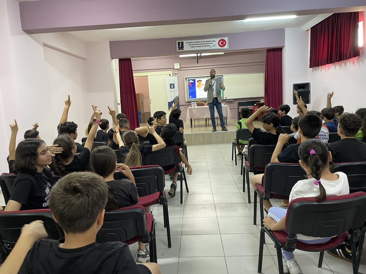 100.YIL AKKENT ORTAOKULU (@100akkent) on Twitter photo TÜBİTAK Bilim Söyleşileri kapsamında Tarsus Üniversitesi Öğretim Görevlisi Doç. Dr. Sayın Erkan UZUN 5. ve 6. sınıf öğrencilerimizle “Finansal Okuryazarlık, Finansal Başarı Nasıl Elde Edilir?” konulu söyleşi gerçekleştirdi. <a href="/fazilet_durmus/">Fazilet Öğretmen 🇹🇷</a> <a href="/necmidinc/">M.Necmeddin Dinç</a> <a href="/AYILDIZ_EBS/">Abdurrahman YILDIZ</a> <a href="/AYILDIZ_EBS/">Abdurrahman YILDIZ</a> TÜBİTAK Bilim Söyleşileri kapsamında Tarsus Üniversitesi Öğretim Görevlisi Doç. Dr. Sayın Erkan UZUN 5. ve 6. sınıf öğrencilerimizle “Finansal Okuryazarlık, Finansal Başarı Nasıl Elde Edilir?” konulu söyleşi gerçekleştirdi. <a href="/fazilet_durmus/">Fazilet Öğretmen 🇹🇷</a> <a href="/necmidinc/">M.Necmeddin Dinç</a> <a href="/AYILDIZ_EBS/">Abdurrahman YILDIZ</a> <a href="/AYILDIZ_EBS/">Abdurrahman YILDIZ</a>