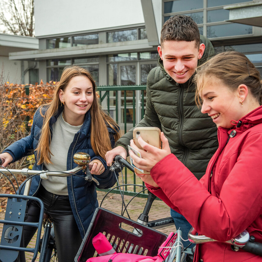 Jongeren nadrukkelijk een stem geven, dat willen we gaan realiseren met het Jongerenparticipatieplan. De komende jaren gaan we niet alleen €1 miljoen investeren in activiteiten, pilots en jongereninitiatieven, we gaan jongeren ook actief opzoeken. Meer: bit.ly/4kDVdRu