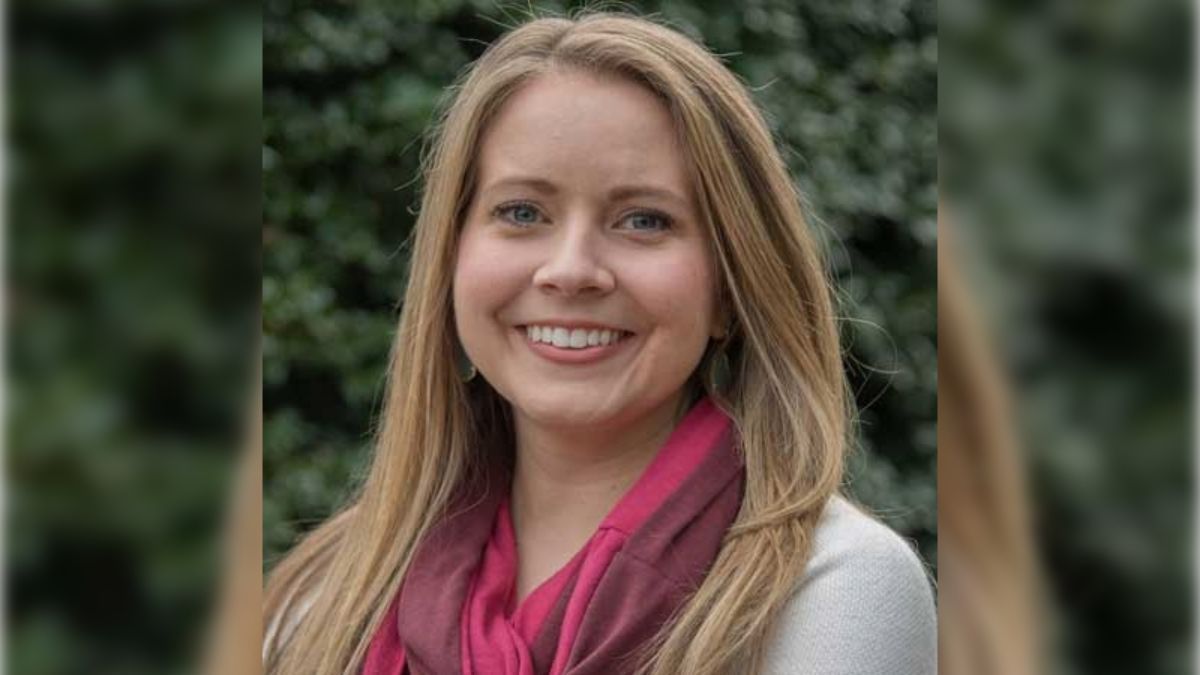 COMING UP: Ashley S. Harms, Ph.D., will talk about "T Cells in Parkinson disease" as part of the <a href="/WorldPDCongress/">WPC 2026</a> Research Spotlight 2025 series on June 3 at 10 a.m. CT! Learn more: buff.ly/FrtAmhL 
<a href="/UABHeersink/">UAB Heersink School of Medicine</a>