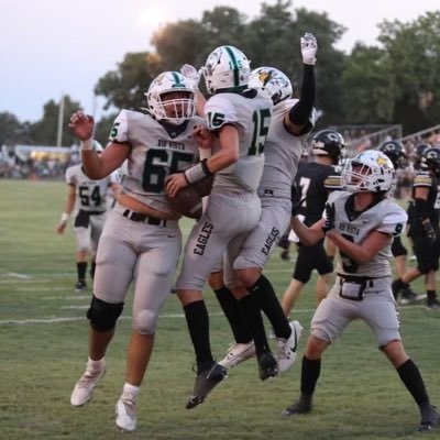 2027 QB
Kaiden Scott 
Rio Vista High (TX.)
6-4/185 🎓 4.0 GPA
•3 sport athlete 
 •TXHS QB of the year 
•1st Team All District QB
•2814 Yards 
•29 Touchdowns 
•123.8 Passer Rating 

<a href="/KaidenScottQB27/">Kaiden Scott</a> 

hudl.com/video/3/186165…