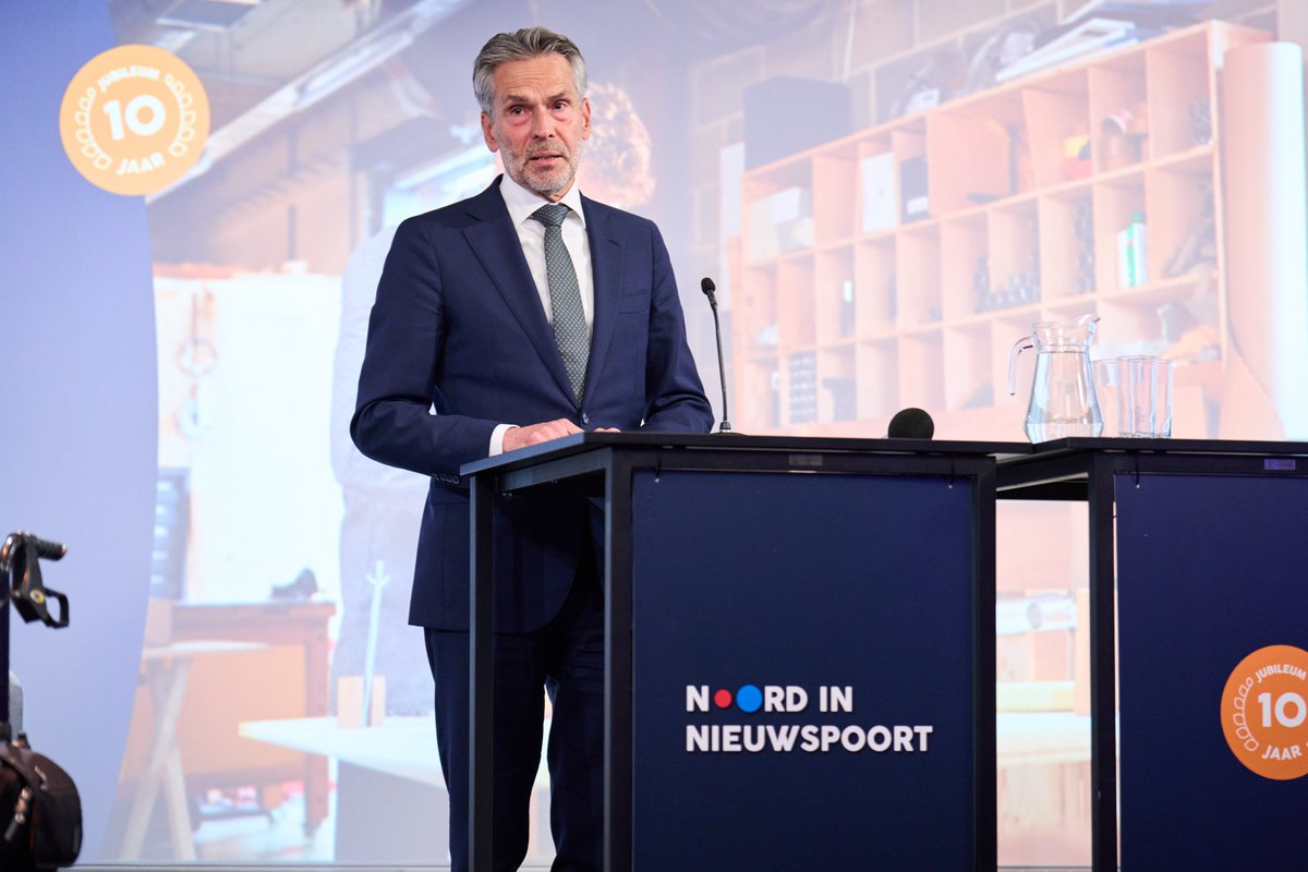 De keynote van het 10-jarig jubileum van Noord in Nieuwspoort was <a href="/MinPres/">Dick Schoof</a> Dick Schoof. Hij onderstreepte in zijn speech het belang van het Noorden voor de toekomst van Nederland: 
"Digitalisering, circulaire economie, waterstof, duurzame landbouw: voor innovatiekracht moet je in