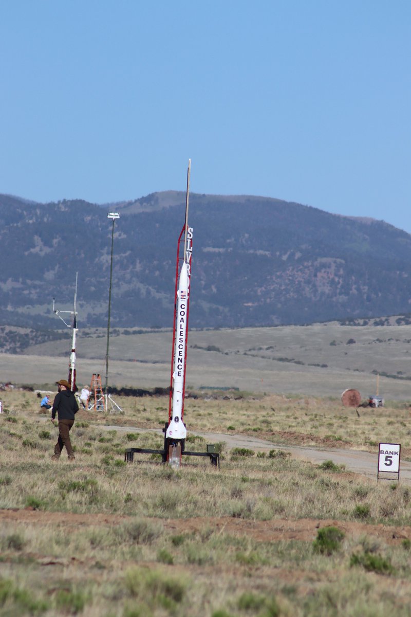 AdamStateCSUme's tweet image. On May 24, ASU ENGR 202 students launched precision-engineered payloads with ULA in Colorado’s San Luis Valley. Designed to deploy mid-descent at 1,000 ft, each system tackled real-world challenges in aerospace. Sophomore-level work. Real-world impact. #ULA #STEM