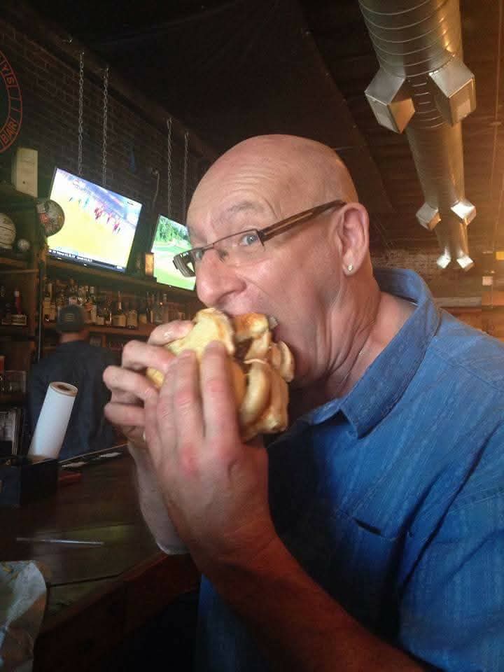 NATIONAL BURGER DAY!  #nobaddays #bellyup #divelife