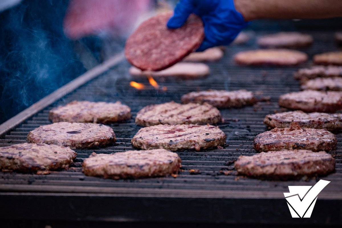 Turn that grill up! It’s #NationalHamburgerDay – what a fitting holiday during #BeefMonth

Build the perfect burger using Pennsylvania-grown beef and locally harvested ingredients with #PAPreferred.

Find local ingredients: papreferred.com