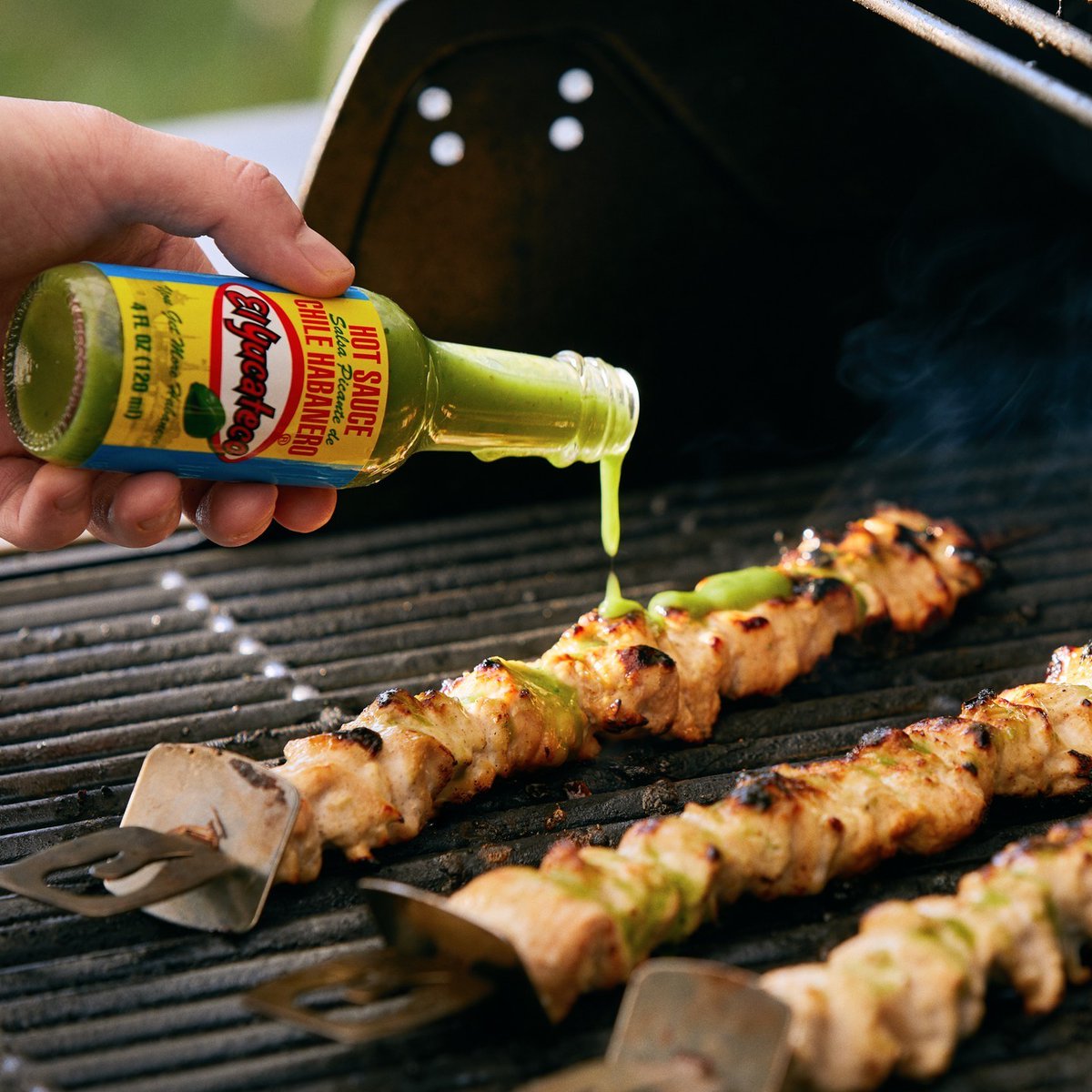 Want something new and delicious to try this summer on the grill? How about an El Yucateco Chicken Shawarma Kebob? Get the full recipe at the link below! #GrillPerks #Grilling #ElYucateco #ShawarmaRecipe #Recipes

grillperks.com/chicken-shawar…