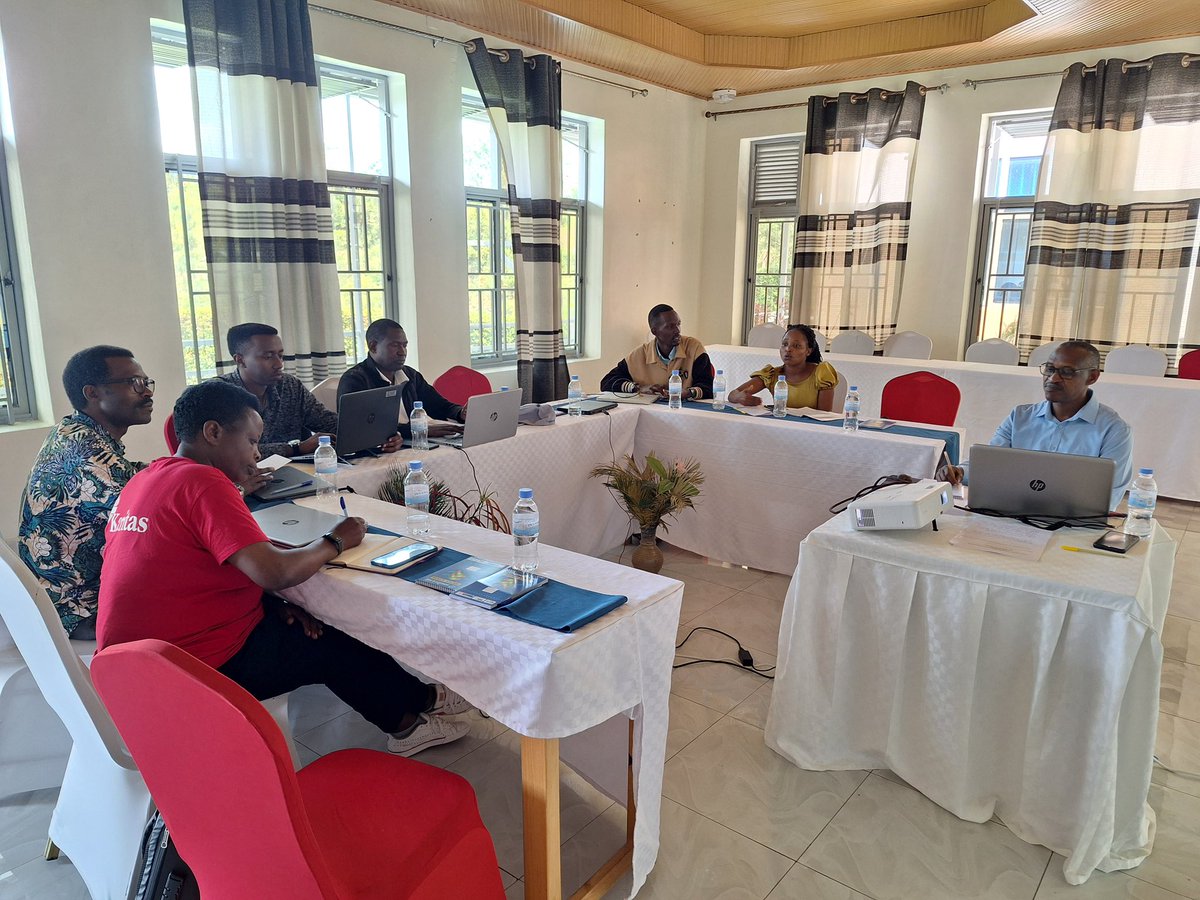 sowpeace1's tweet image. Our 3-day Professional mediation training in Karongi wrapped up!
Thanks to @UNITAR, MAJs & staff are now better equipped with ADR skills to promote peaceful conflict resolution in communities.
#ADRJustice #PeaceInPractice #Rwanda