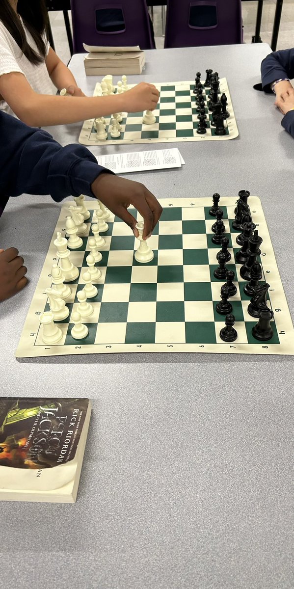 MsLiuzzi's tweet photo. Thank You to Mrs. Nazziccone and Mrs. Gri and their students for the awesome Chess tutorials today. Looking forward to having the students continue playing with the new Chess Set gifted to our class. ♟️♟️♟️@transfigtcdsb https://t.co/dO58h3Itlc