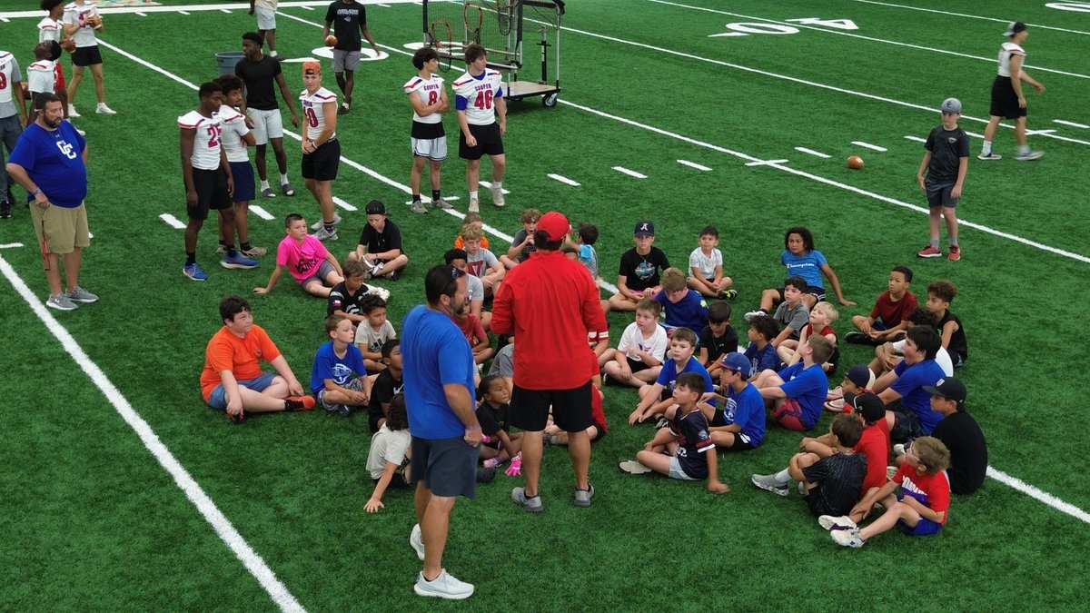 Coopercoogs1's tweet image. 2025 Future Coogs Camp is in the books! We had a ton of fun with the photo shoot, punt-pass-kick competition, Cougar ball, and as always with the Slip-N-Slide!