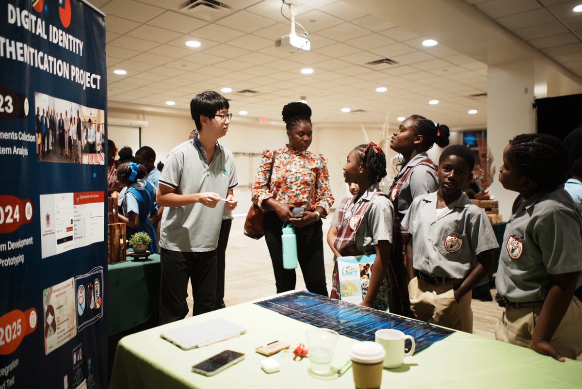 TW_StKitts's tweet photo. 🇹🇼 At #GSIS2025, Team Taiwan shined with tents 🌿, passionate volunteers 🙌, and bold green solutions 🌍. We shared sustainable action and global vision—proving a brighter, greener future starts today. 💡💚 Together, we plant the seeds of a #sustainable tomorrow. 🌱 #TeamTaiwan https://t.co/IXgg60ItAn