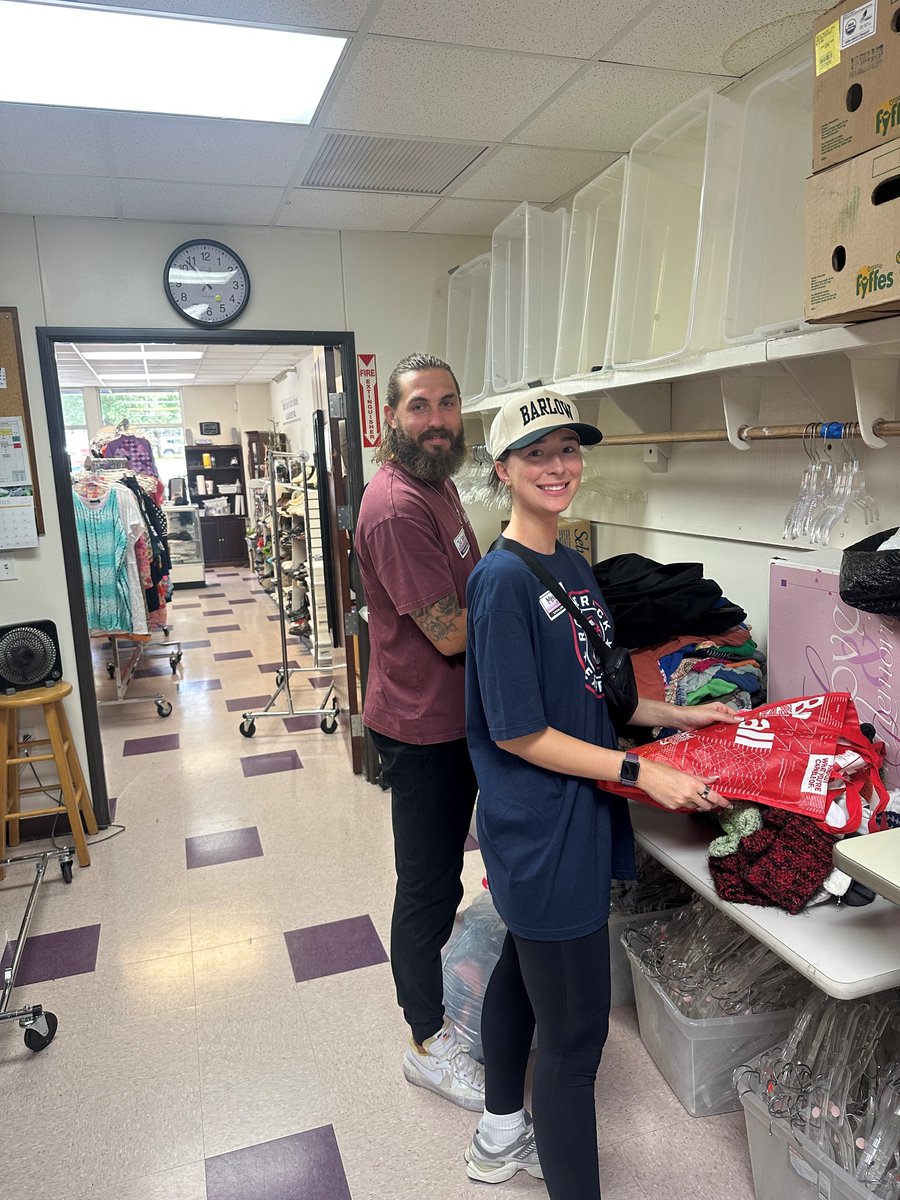 .<a href="/RRExpress/">Round Rock Express</a> staff members and players, along with the Nolan Ryan Foundation, spent the morning volunteering at the Round Rock Serving Center as part of May's Covering Home, presented by <a href="/Thrivent/">Thrivent</a>.