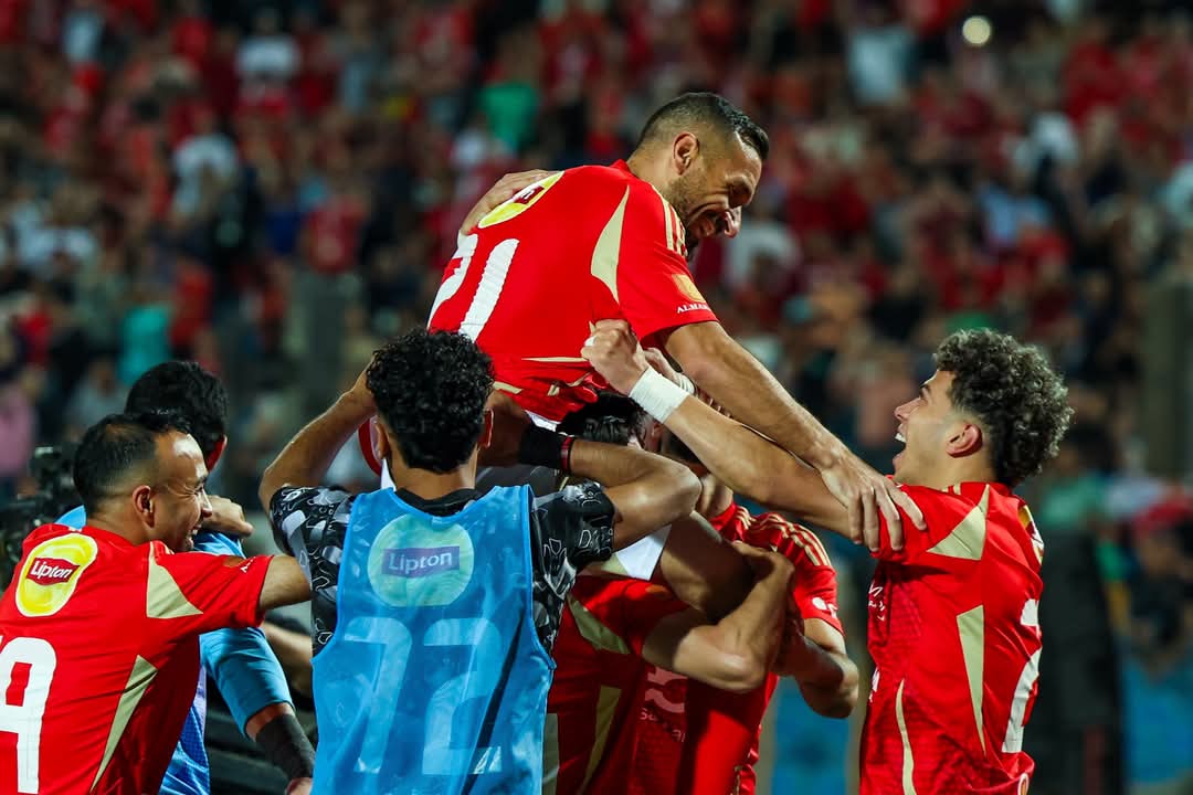 AlAhlyTV's tweet photo. ملك الحلول ❤️🦅🦁 https://t.co/hB9VCO7cGD