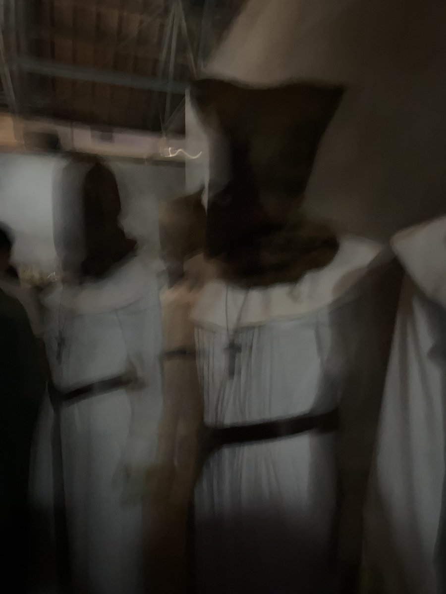 安娜貝比😈
.
.
.